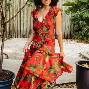 NWT Farm Rio Red Forest Birds Tropical Midi Dress Size Large Belted V neck